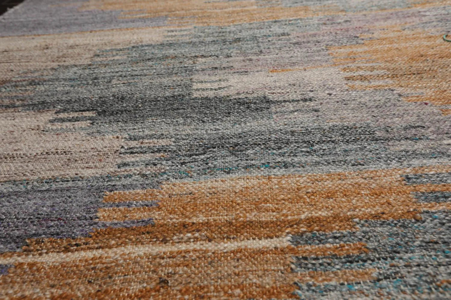 5' x 8' Indoor Outdoor Hand Woven 100% Recycled PET Yarn Modern Kilim Area Rug Gray